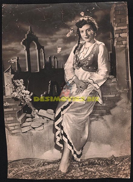 (1950) Bollywood Movie Still