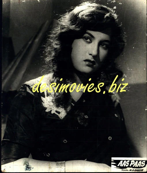 Aas Paas (1957) Movie Still 9