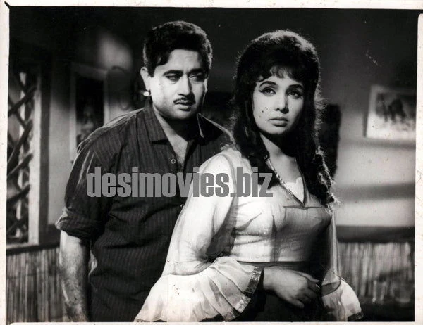 Asmat (1968) Husna & Ejaz still - Lollywood Stars