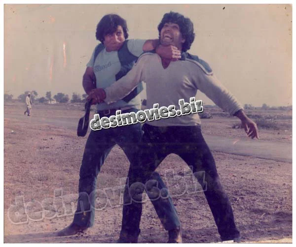 Nazuk Rishtay (1987)  Movie Still